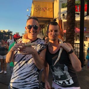 Meet your Posher, Dean